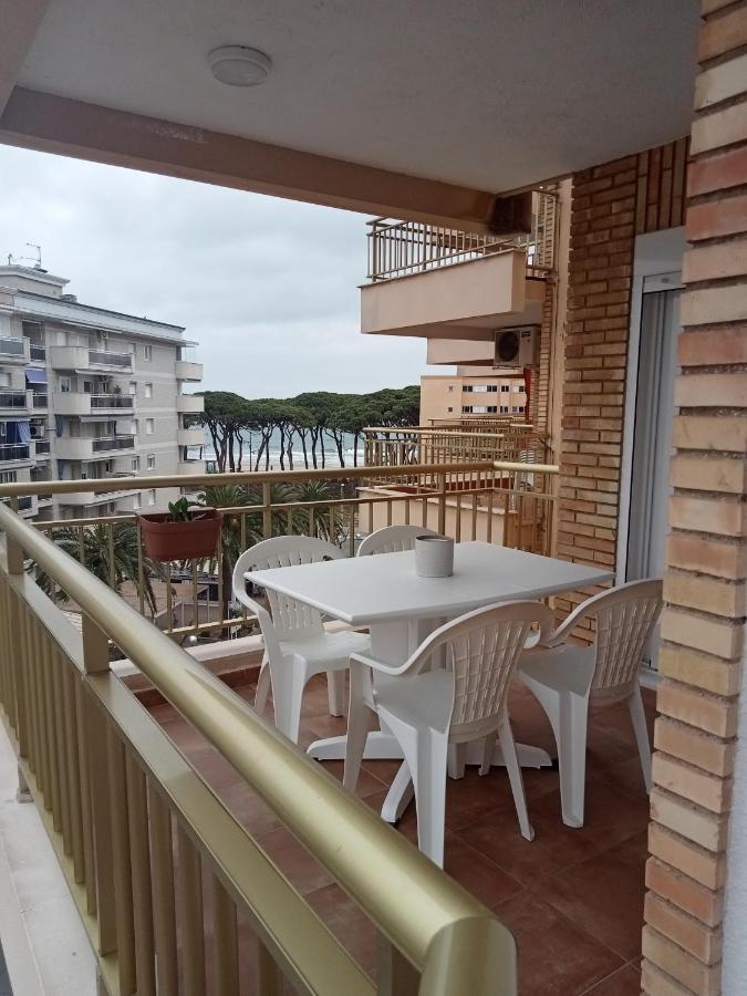 Seafront Apartment Pineda Beach La Pineda Exteriör bild